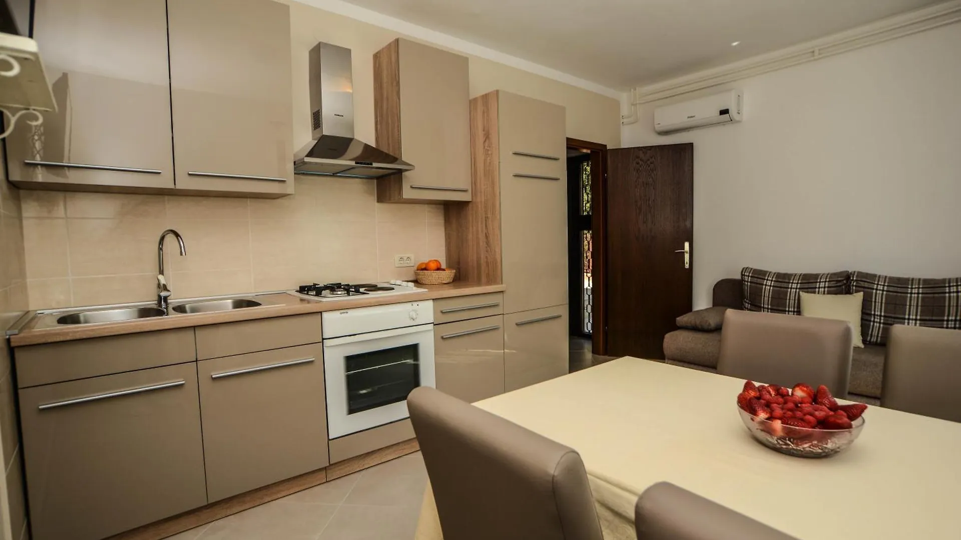 Sandy Bay Apartments - Free Mountainbike Rental - Pjescana Uvala Kroatië